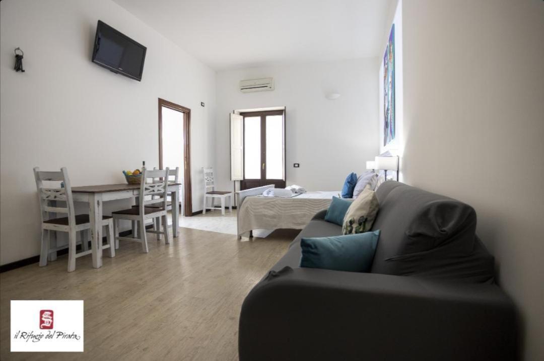 Il Rifugio Del Pirata Apartment Trapani Exterior photo